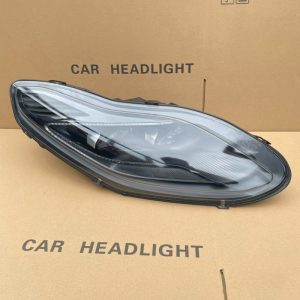 Aston Martin DB11 LED headlights