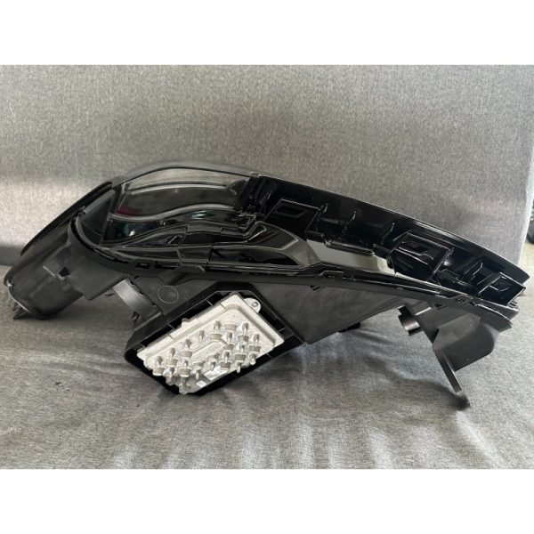 AION Y PLUS headlights