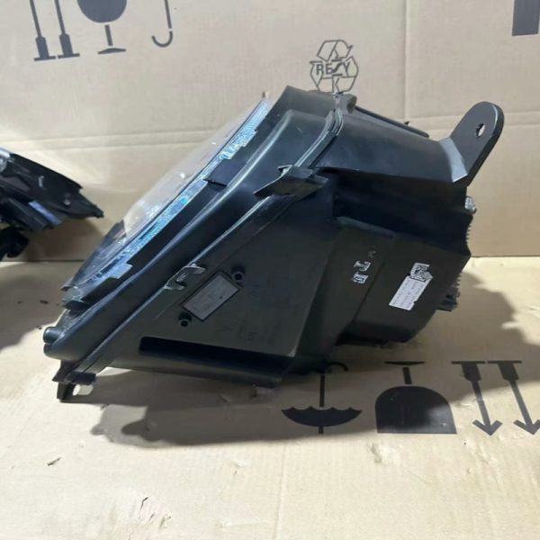 Bentley Flying Spur LED Matrix headlights