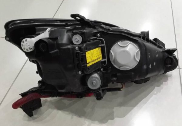 Lexus ISF 5.0 headlights