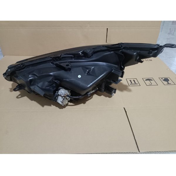 Lexus NX 300 three beam LED headlights