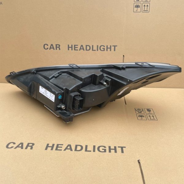 Aston Martin DB11 headlights