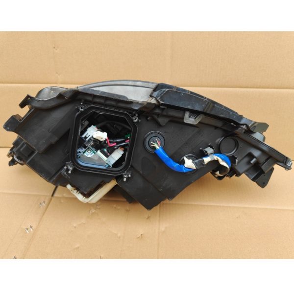 Lexus LS600H headlights