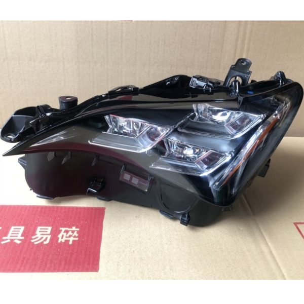 Lexus RCF LED headlights