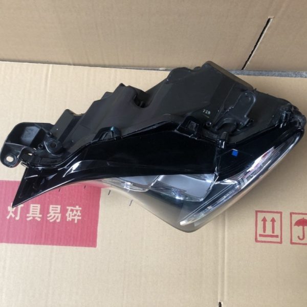 Lexus RC300 LED headlights