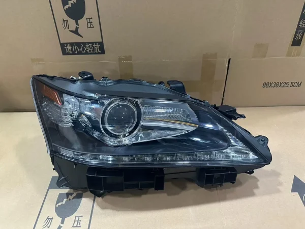 Lexus GS original headlights close - up for 2012 - 2015 GS200T, GS250, GS300