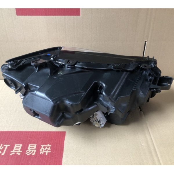 Lexus RC300 LED headlights