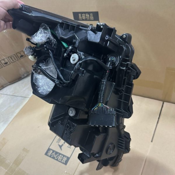 Lexus GS250 headlight