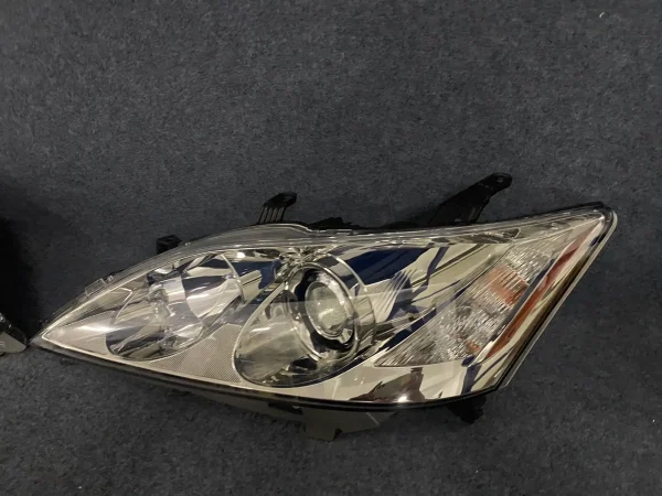 Lexus ES Xenon Headlight Single for 2006 - 2009 ES300 ES350