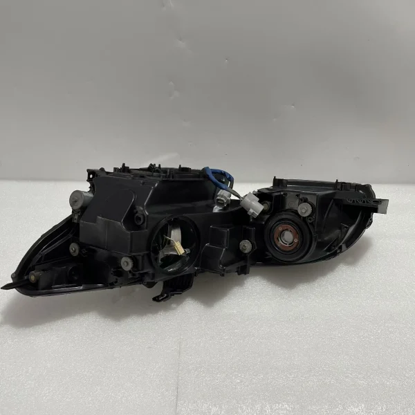 Lexus GS Xenon Headlights Rear Internal Structure